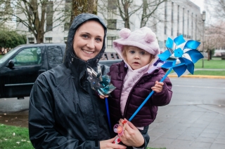 Photo of a mom and her young daughter